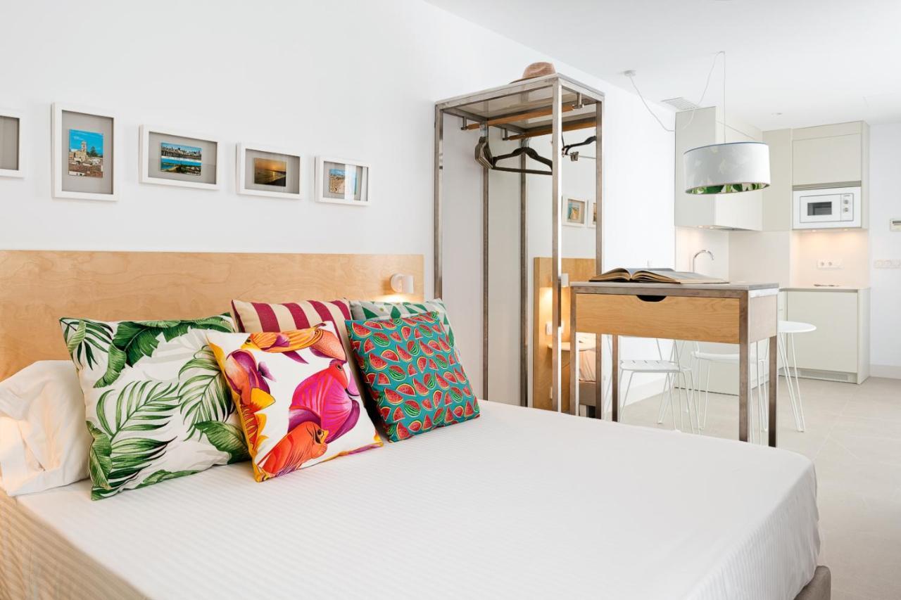 Apartamentos Y Estudios Centricos Conil Home Suite Conil De La Frontera Eksteriør billede
